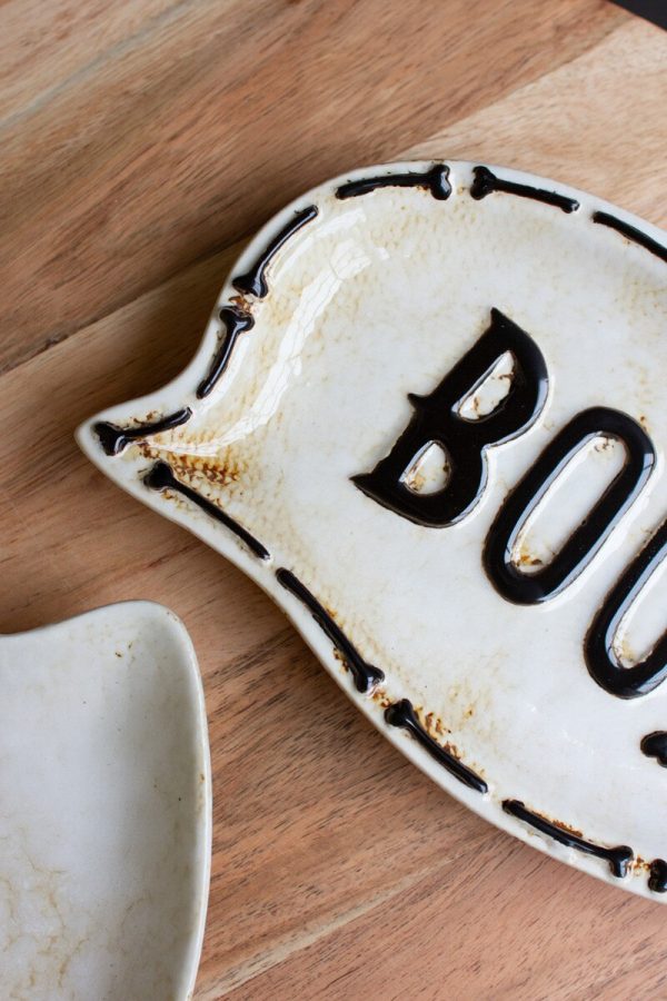 Set Of Two  Boo  Ghost Ceramic Serving Platters (Min 2) By Kalalou For Sale - Image 4